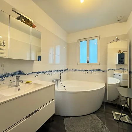 Vakantiehuis Les Sylphes - Parking, Wifi, Tv, 350 M De La